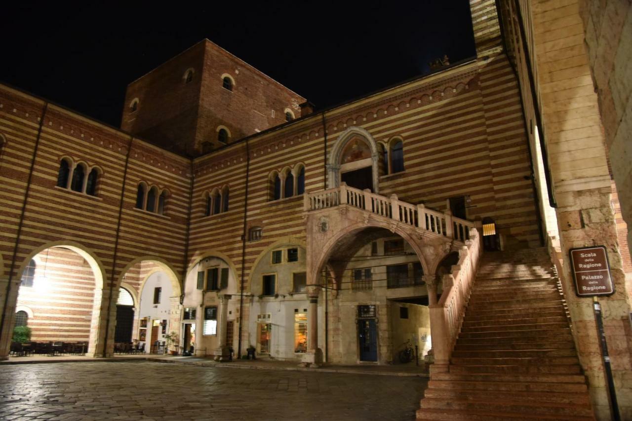 Corte Graziella Castel d'Azzano Exterior foto
